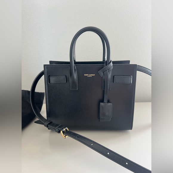 Saint Laurent Sac de Jour Nano in black smooth leather - Picture 6 of 14